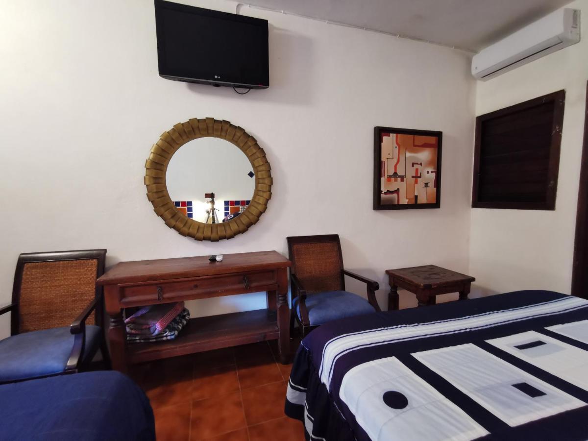 Hotel Doralba Inn Chichen ภายนอก รูปภาพ