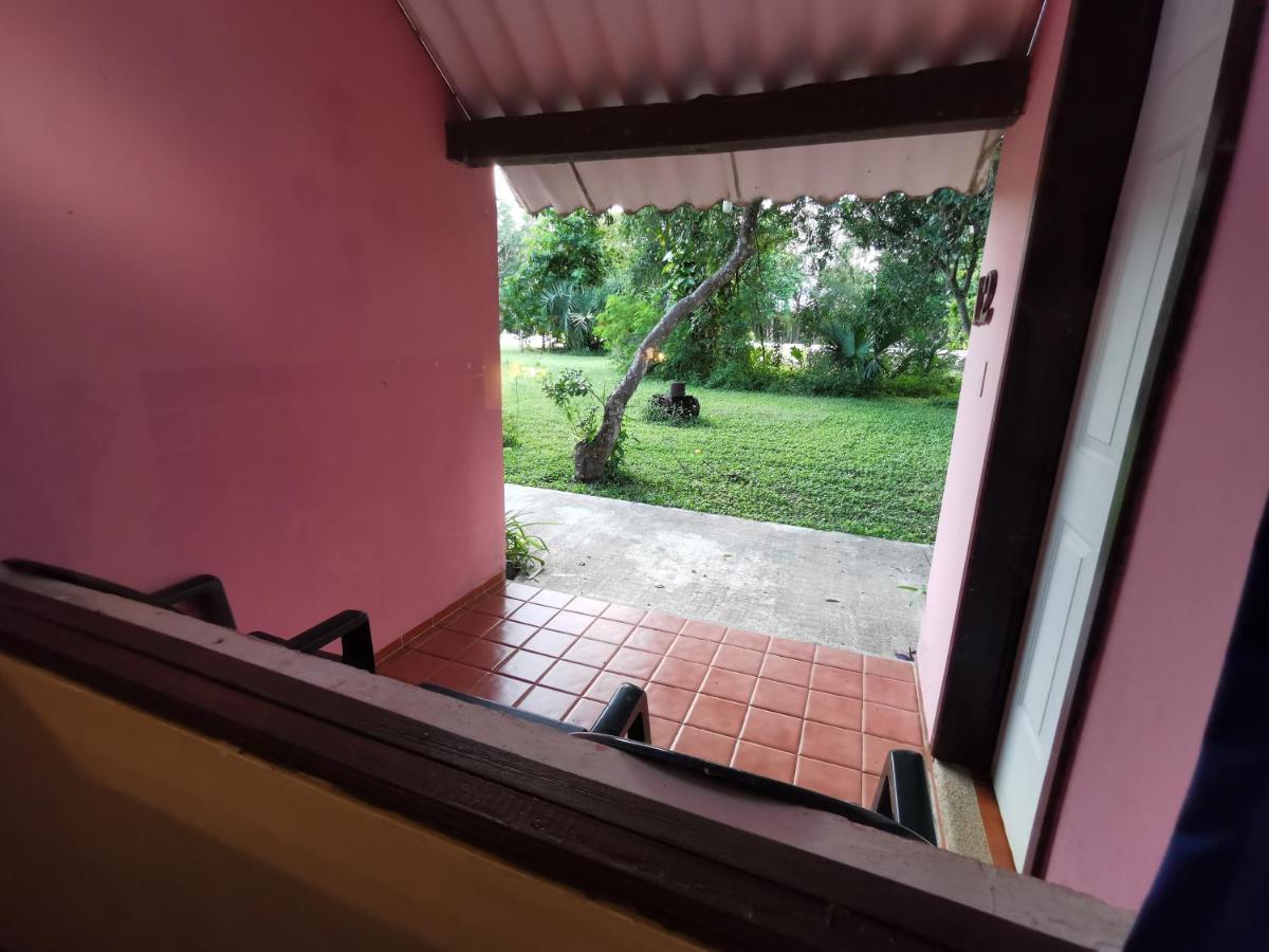 Hotel Doralba Inn Chichen ภายนอก รูปภาพ