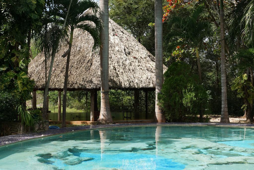 Hotel Doralba Inn Chichen ภายนอก รูปภาพ