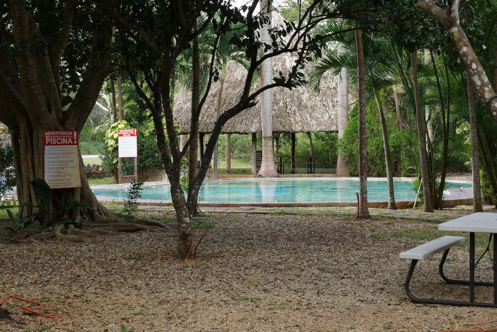 Hotel Doralba Inn Chichen ภายนอก รูปภาพ