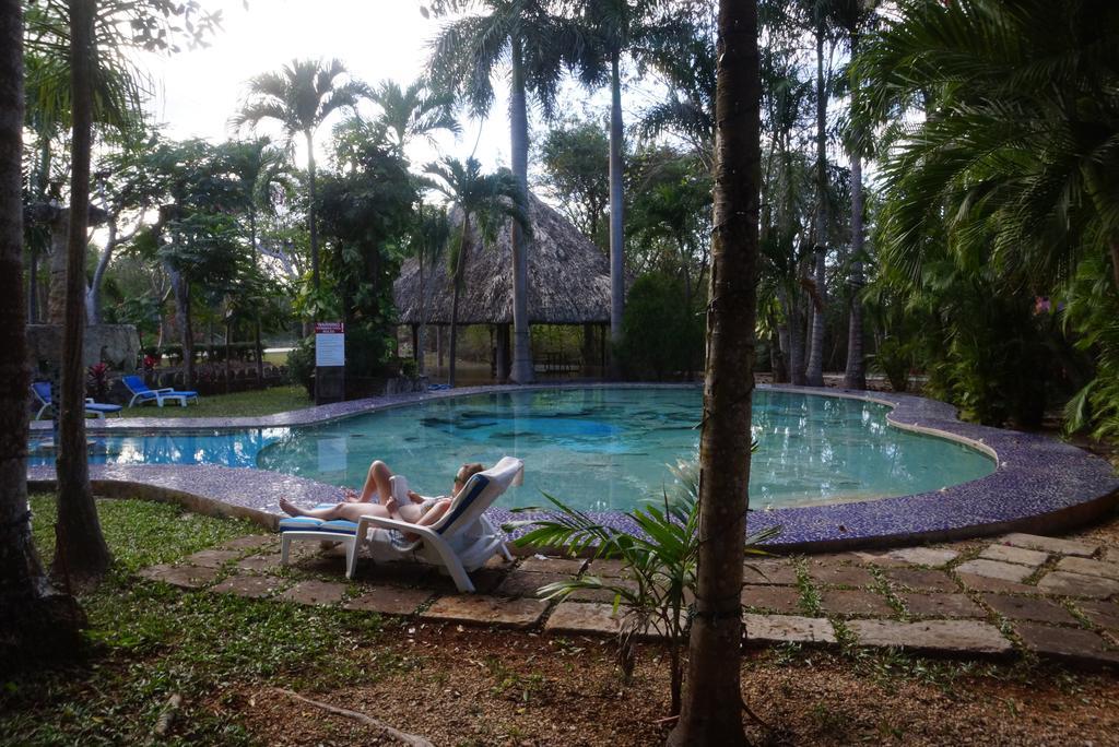 Hotel Doralba Inn Chichen ภายนอก รูปภาพ